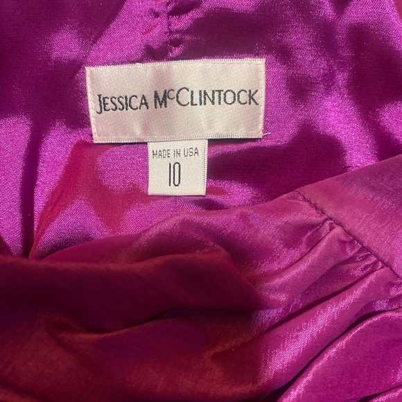 The dresses are like new, only worn once. some are size 6,8,10 and 12 - Picture 4 of 16